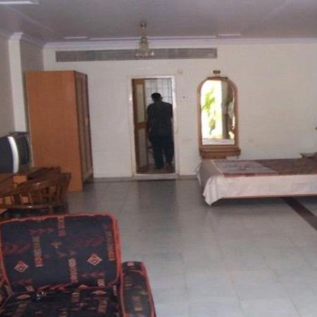 Juhu Hotel Mumbai Luaran gambar