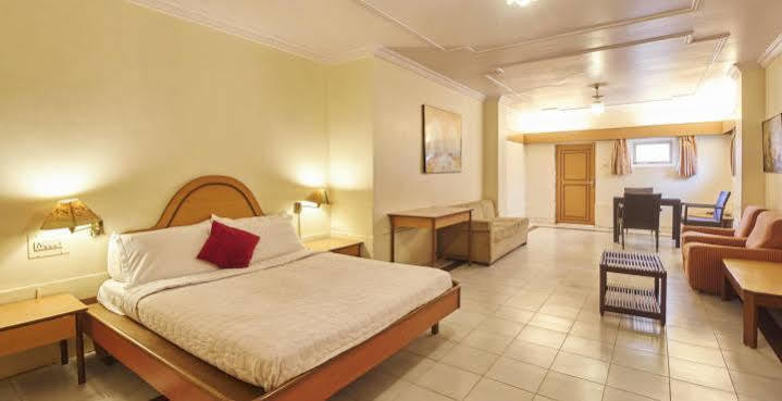 Juhu Hotel Mumbai Luaran gambar